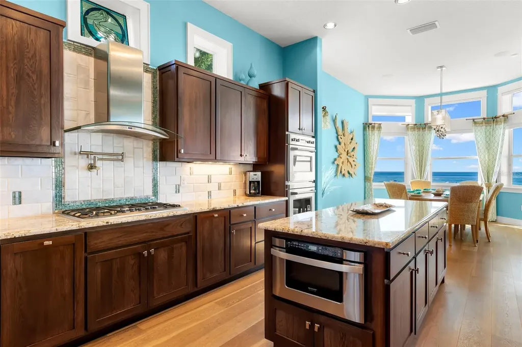 10042 Gulf Boulevard Treasure Island FL 33706