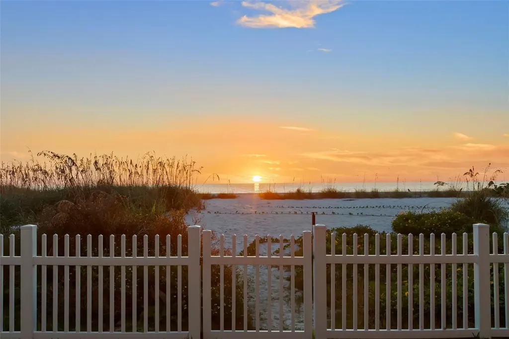 10042 Gulf Boulevard Treasure Island FL 33706