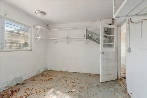 123 18th Street NW Ruskin FL 33570