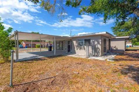 123 18th Street NW Ruskin FL 33570