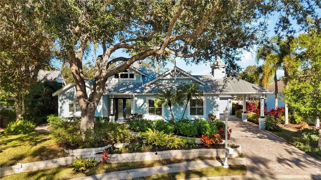 304 Americas Cup Boulevard Bradenton FL 34208