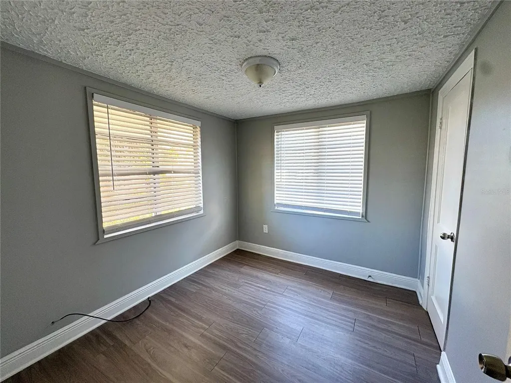 4611 N Hubert Avenue Tampa FL 33614