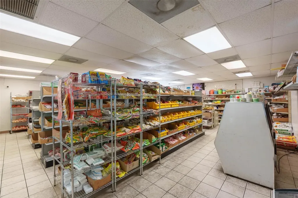 8202 N Armenia Avenue Tampa FL 33604