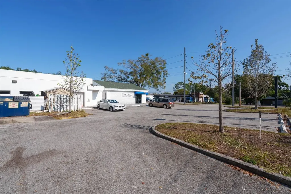 8202 N Armenia Avenue Tampa FL 33604
