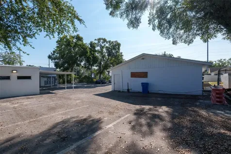 8202 N Armenia Avenue Tampa FL 33604