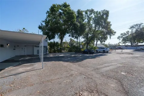 8202 N Armenia Avenue Tampa FL 33604