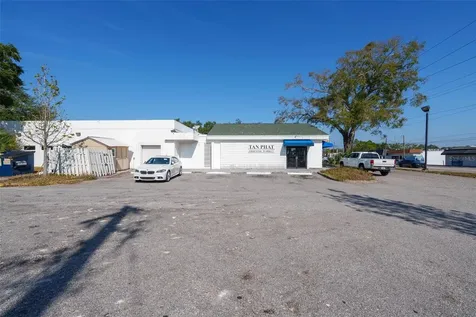 8202 N Armenia Avenue Tampa FL 33604