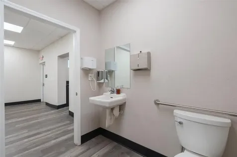 8202 N Armenia Avenue Tampa FL 33604