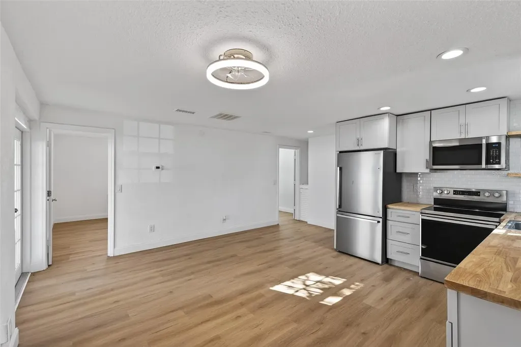 4545 12th Avenue S St Petersburg FL 33711