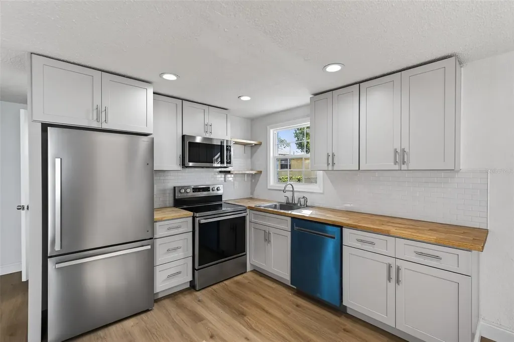 4545 12th Avenue S St Petersburg FL 33711