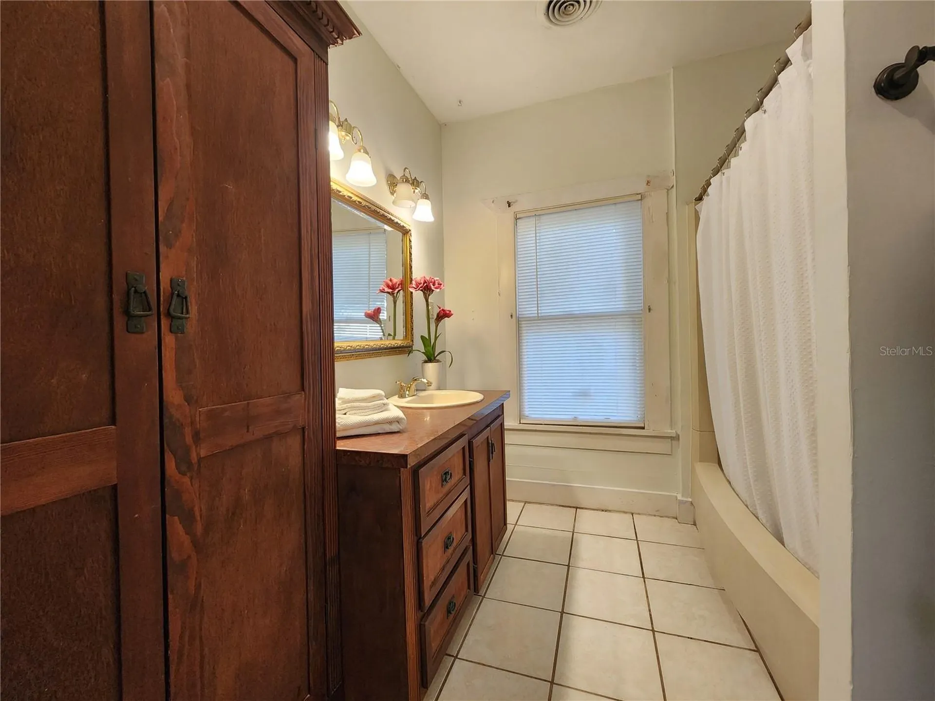 2121 7th Avenue W Bradenton FL 34205