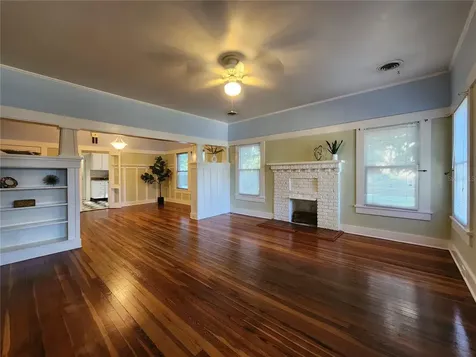 2121 7th Avenue W Bradenton FL 34205