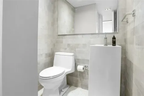 860 Ashford Avenue #5c Unit #1 San Juan PR 00907