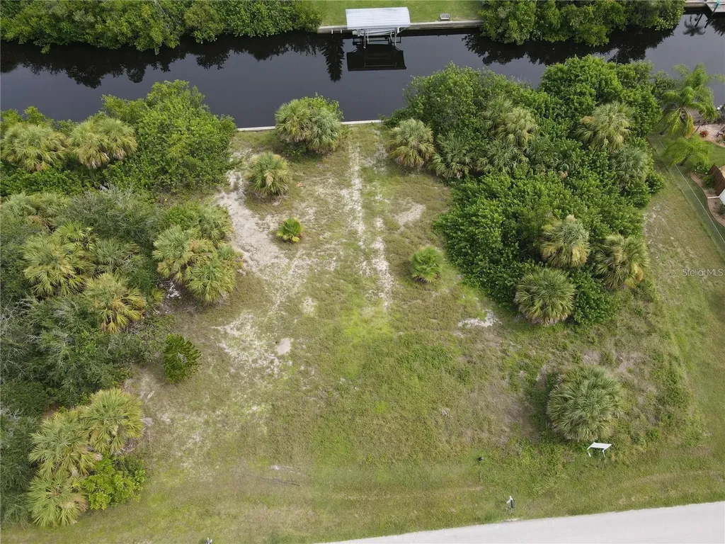 18694 Arapahoe Circle Port Charlotte FL 33948