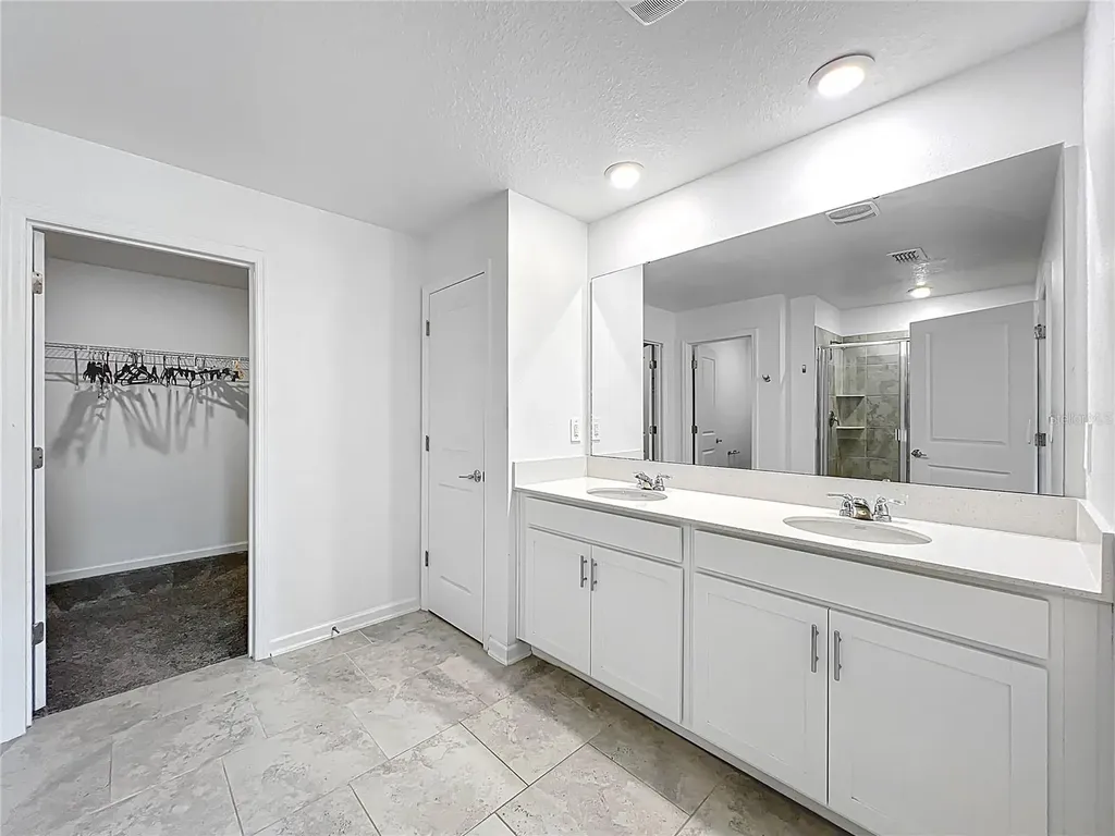 6946 Perch Hammock Loop Groveland FL 34736