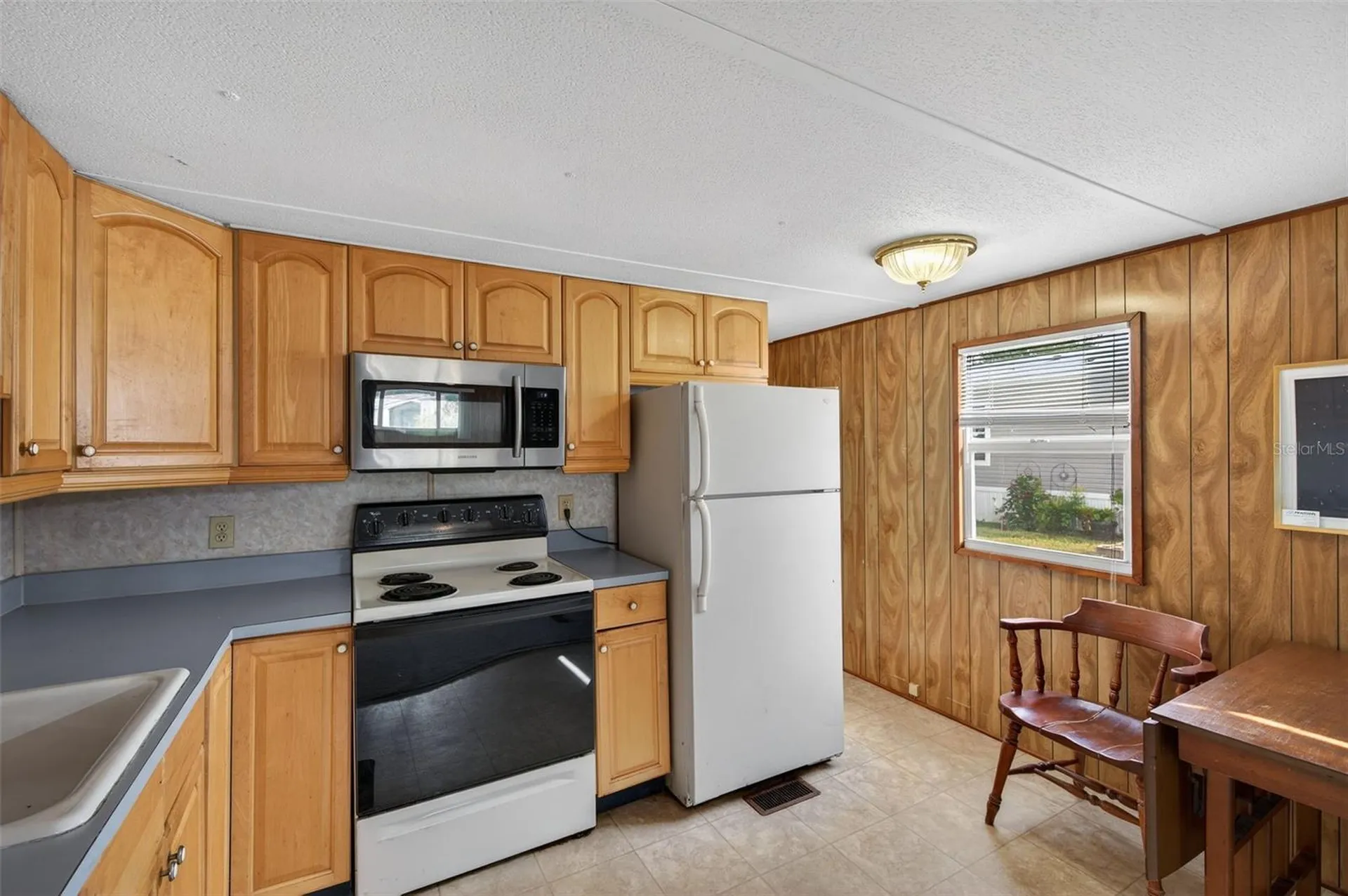 7801 34th Avenue N St Petersburg FL 33710