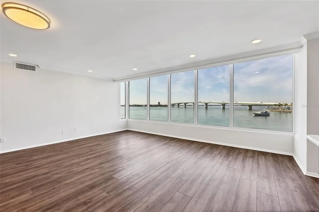 226 Golden Gate Point Sarasota FL 34236