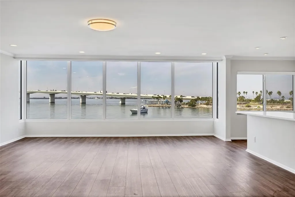 226 Golden Gate Point Sarasota FL 34236