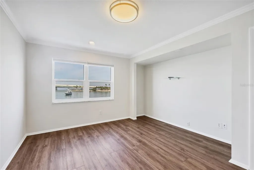 226 Golden Gate Point Sarasota FL 34236