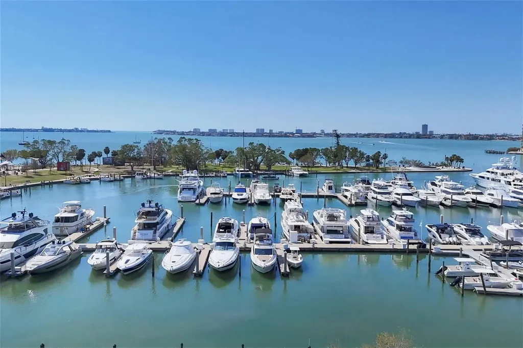 226 Golden Gate Point Sarasota FL 34236
