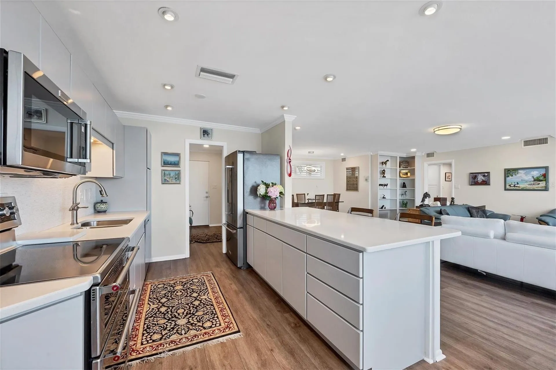 226 Golden Gate Point Sarasota FL 34236