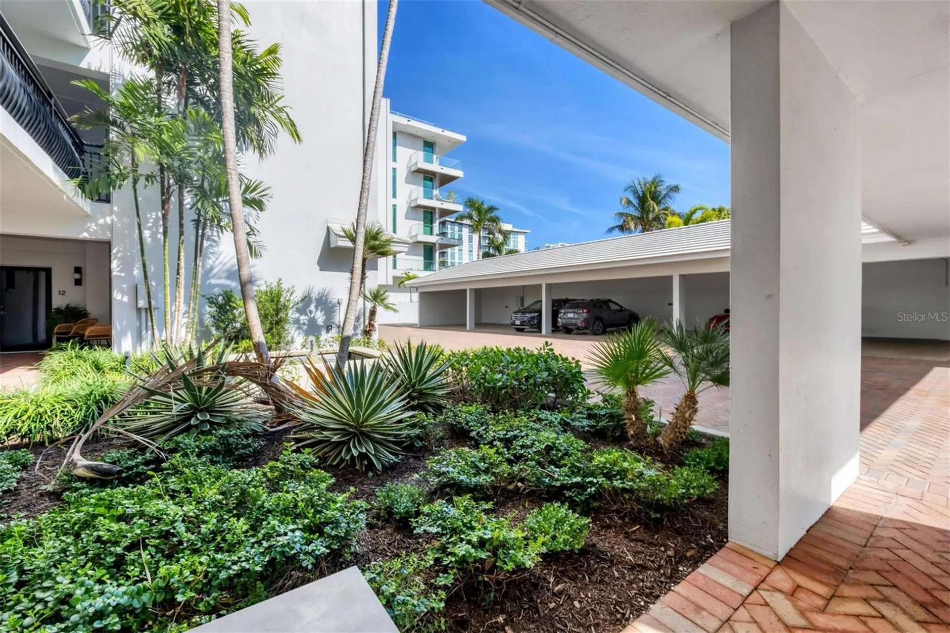 226 Golden Gate Point Sarasota FL 34236