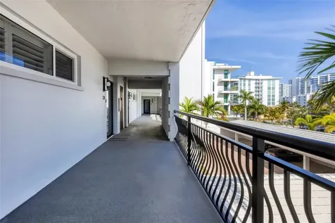 226 Golden Gate Point Sarasota FL 34236