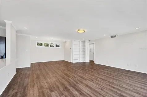 226 Golden Gate Point Sarasota FL 34236