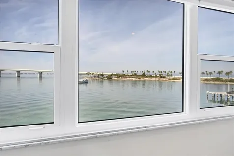 226 Golden Gate Point Sarasota FL 34236