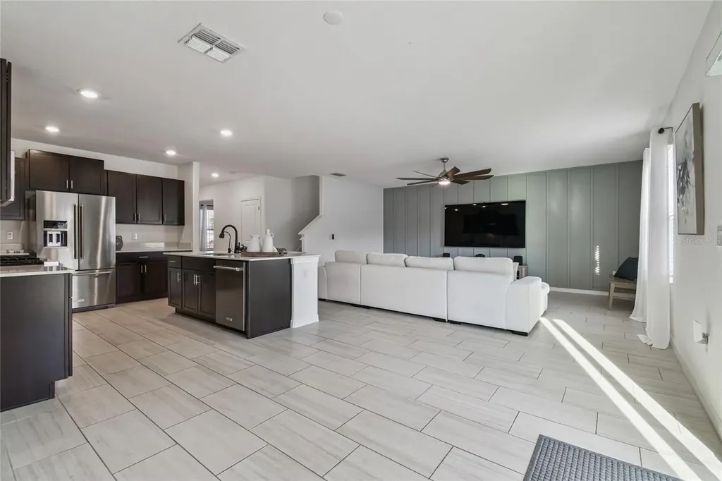 8789 Little Bluestem Drive Land O Lakes FL 34637