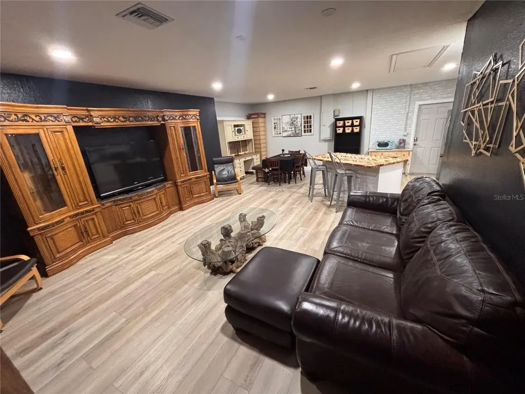 3694 Crandon Road North Port FL 34286