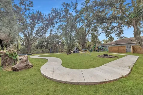 3694 Crandon Road North Port FL 34286