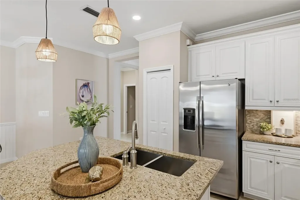 7108 Playa Bella Drive Bradenton FL 34209