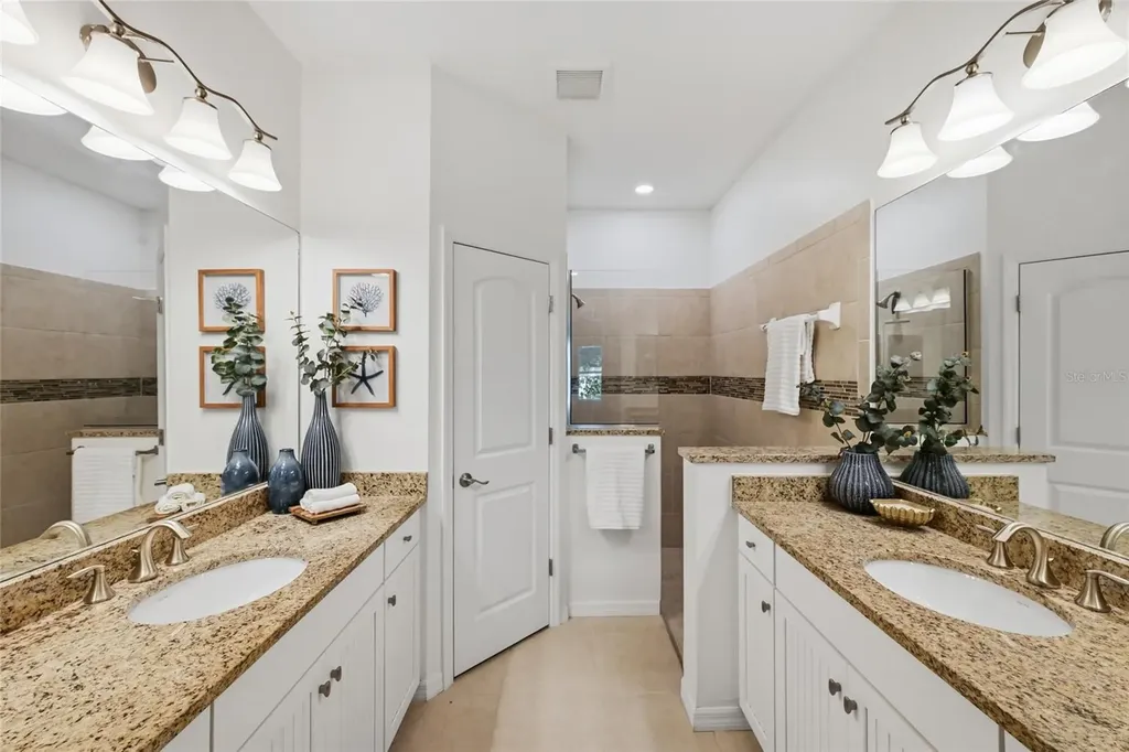 7108 Playa Bella Drive Bradenton FL 34209