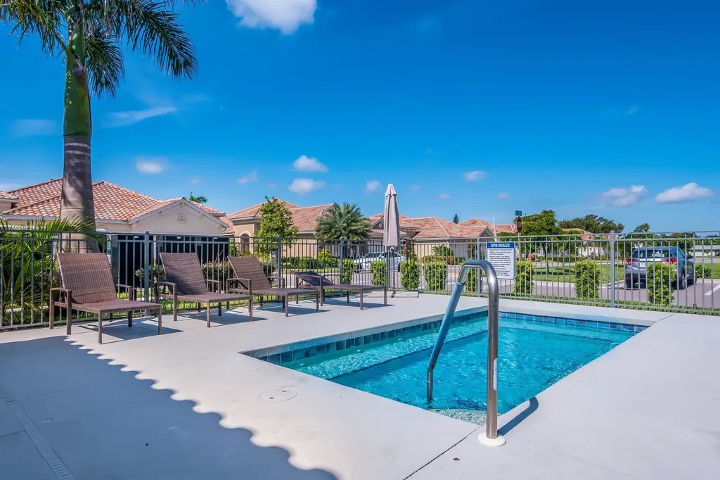 7108 Playa Bella Drive Bradenton FL 34209