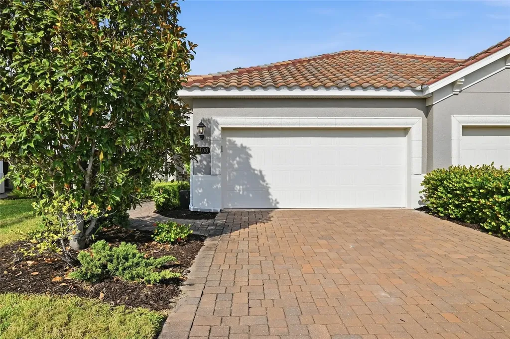 7108 Playa Bella Drive Bradenton FL 34209