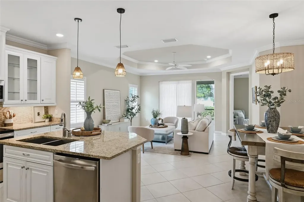 7108 Playa Bella Drive Bradenton FL 34209