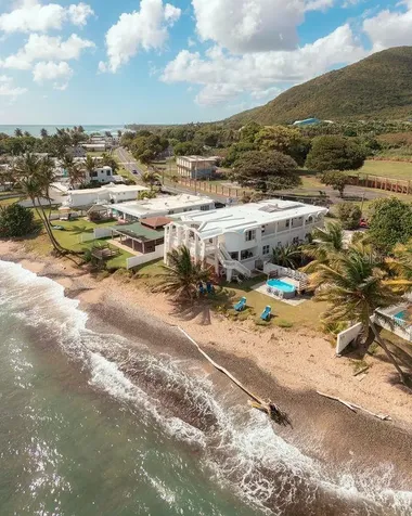 Carr # 3 Beach House Guardarraya Patillas PR 00723