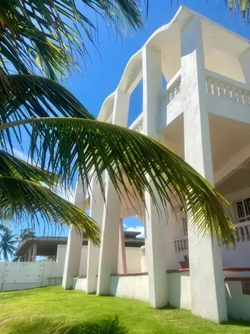 Carr # 3 Beach House Guardarraya Patillas PR 00723