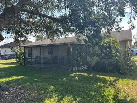 746 Maderia Court Kissimmee FL 34758