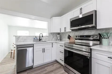 640 Broadway Street Longboat Key FL 34228