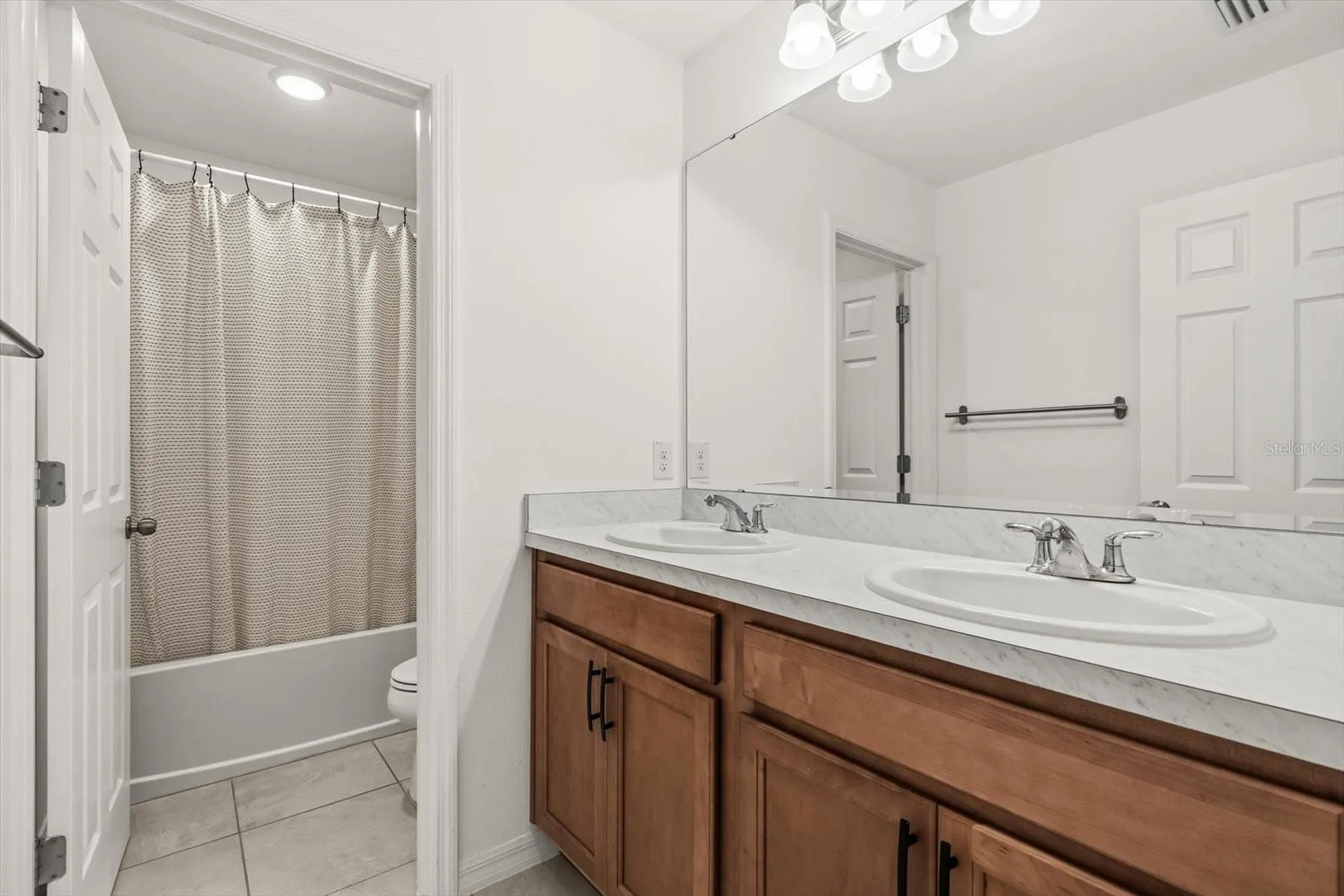 5277 Royal Point Avenue Kissimmee FL 34746