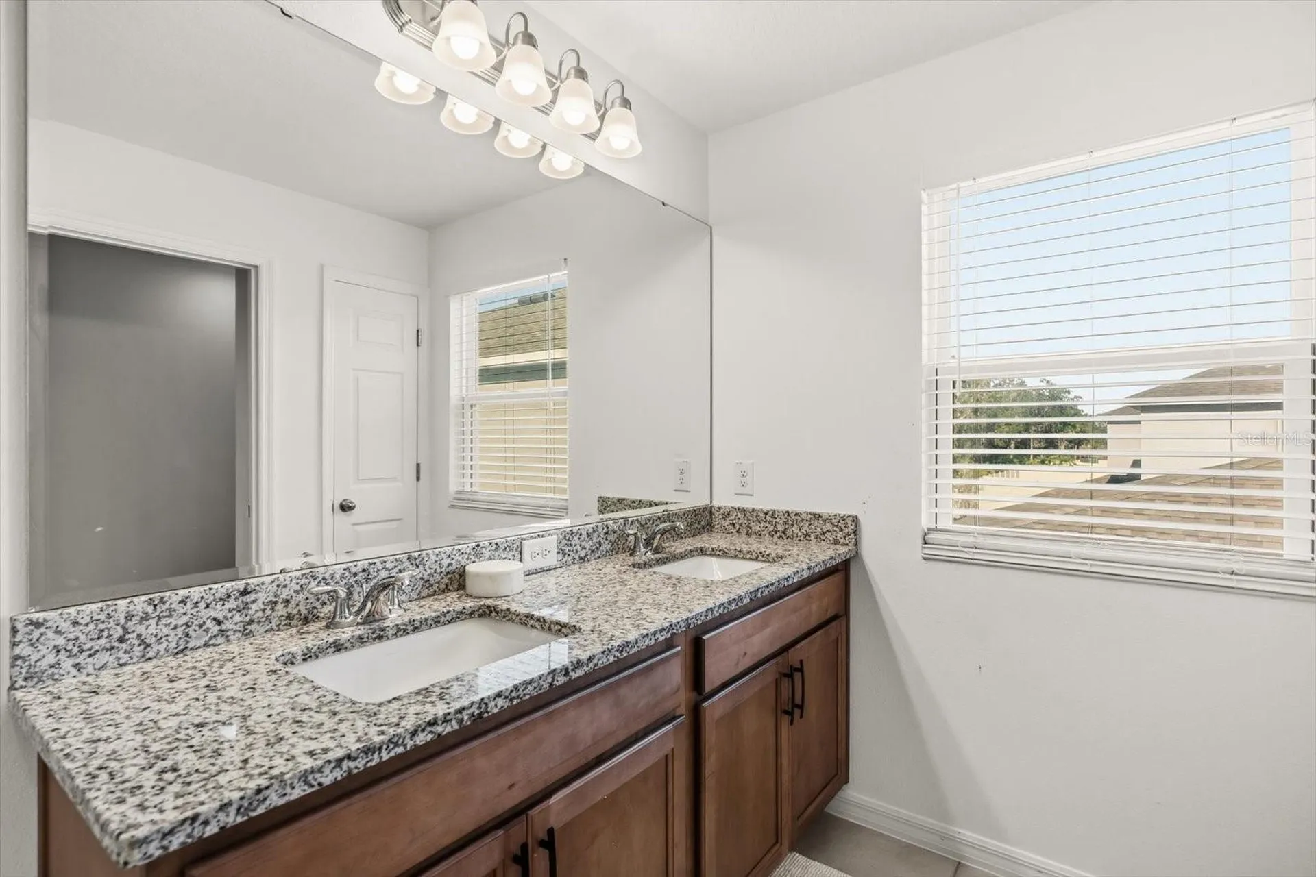 5277 Royal Point Avenue Kissimmee FL 34746