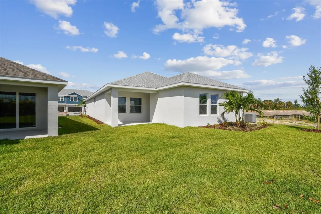 11743 Full Moon Loop Parrish FL 34219