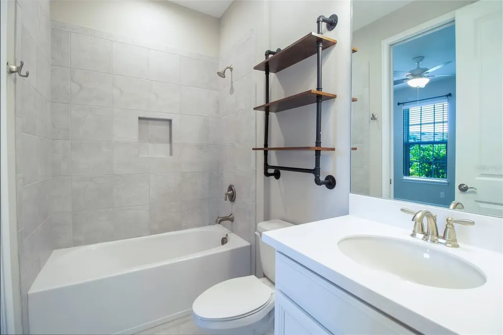 6250 Plateau Court Bradenton FL 34203