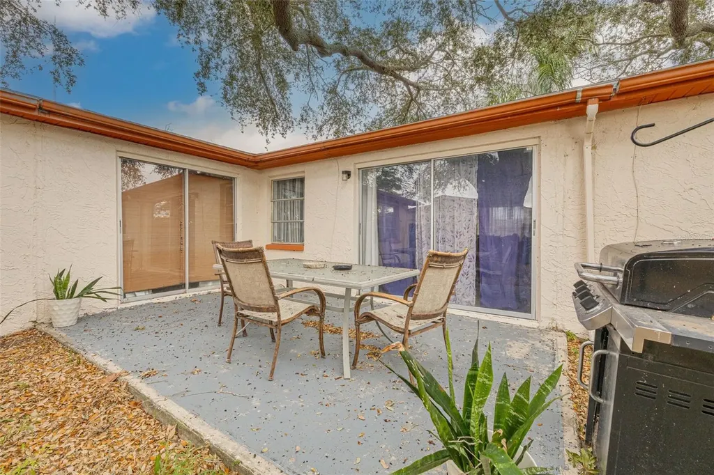 3322 Fairmount Drive Holiday FL 34691