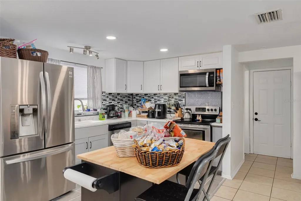 3322 Fairmount Drive Holiday FL 34691