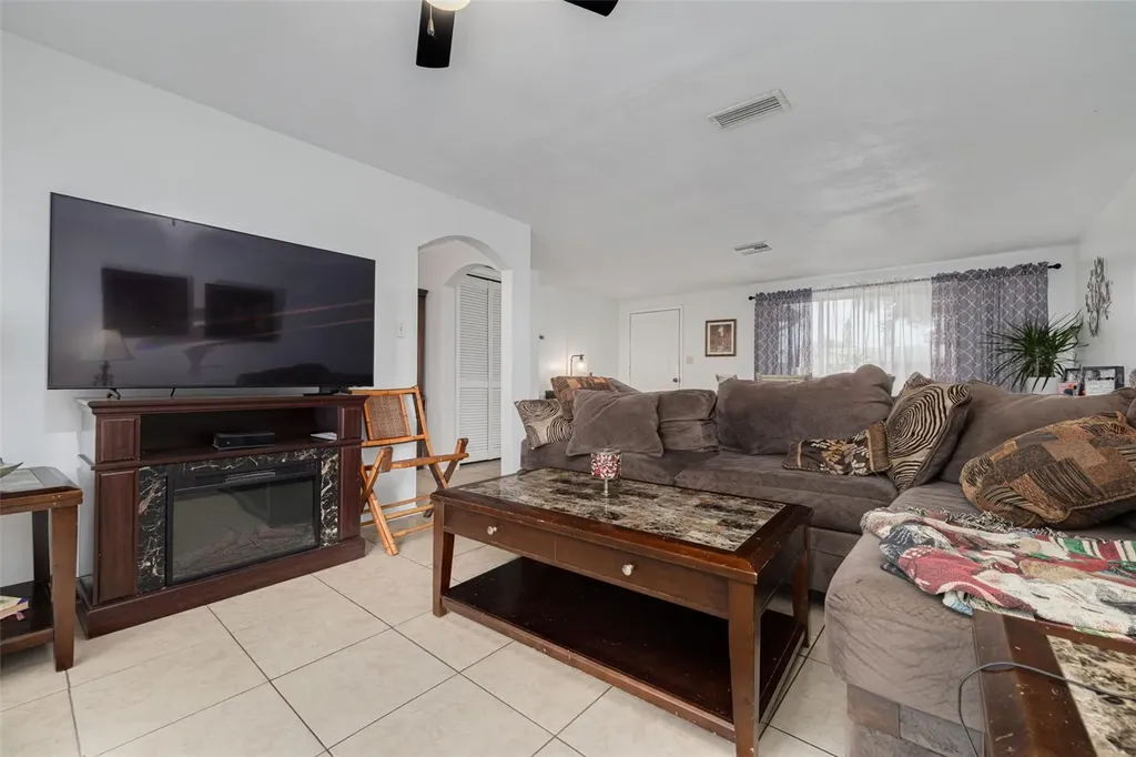 3322 Fairmount Drive Holiday FL 34691