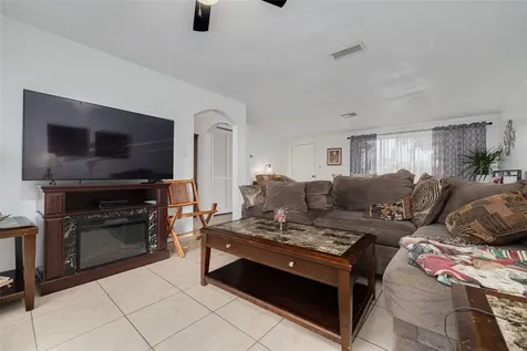 3322 Fairmount Drive Holiday FL 34691