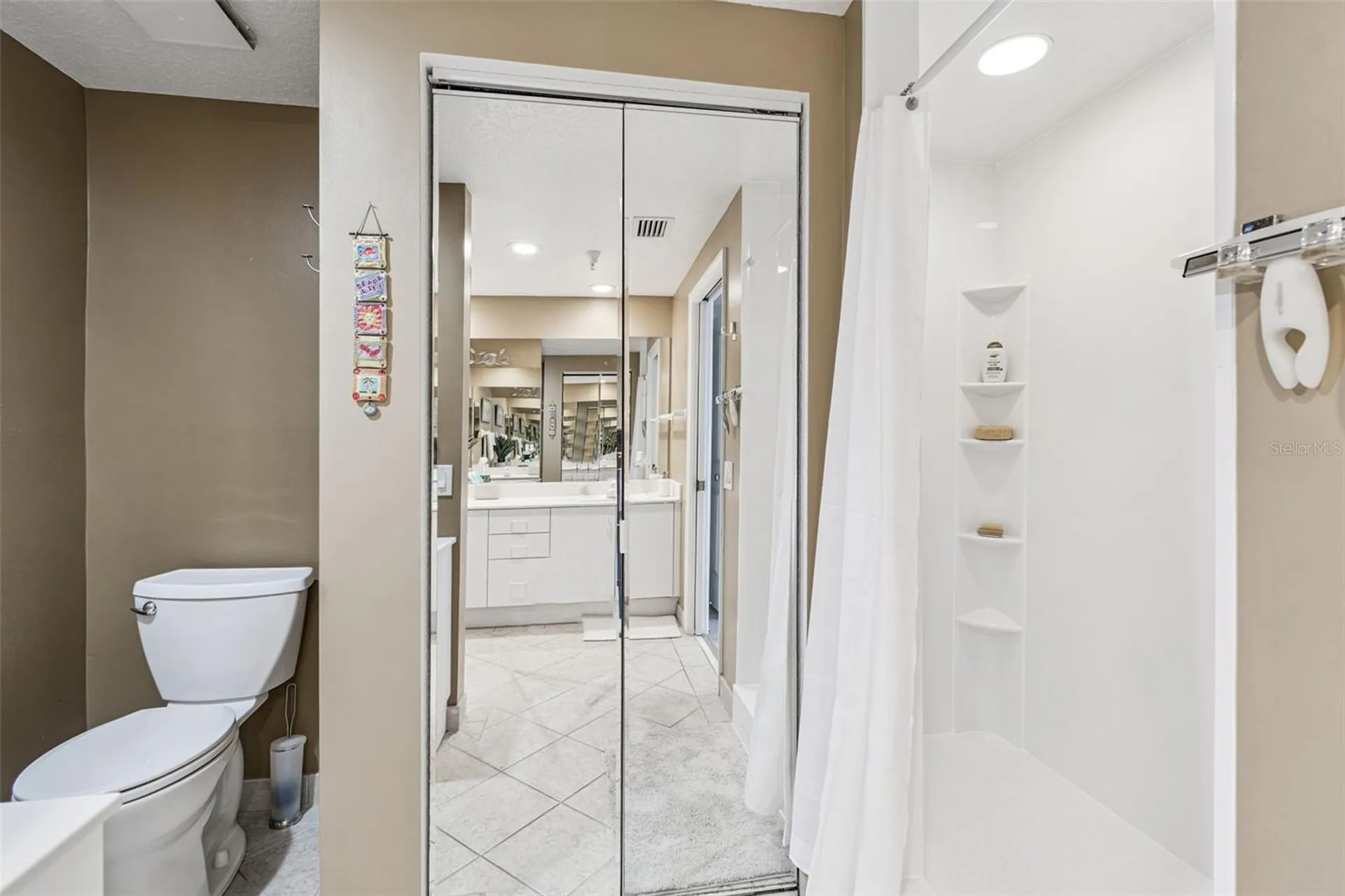 4953 Bacopa Lane S St Petersburg FL 33715